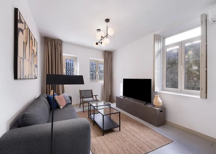 Crooked Floor House - Ground Floor Porto