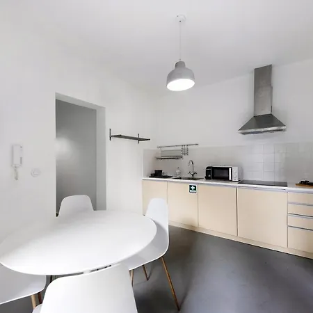 Crooked Floor House - Ground Floor