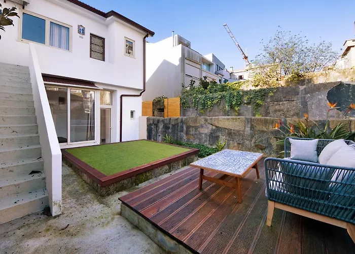 Crooked Floor House - Ground Floor Apartamento *