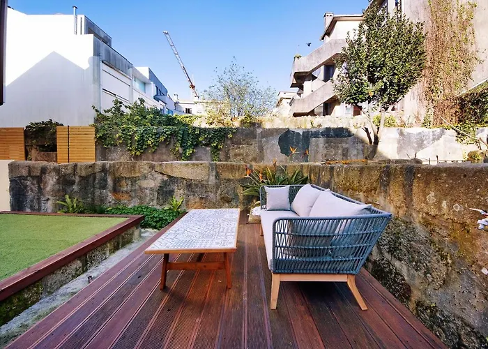 Crooked Floor House - Ground Floor Πόρτο